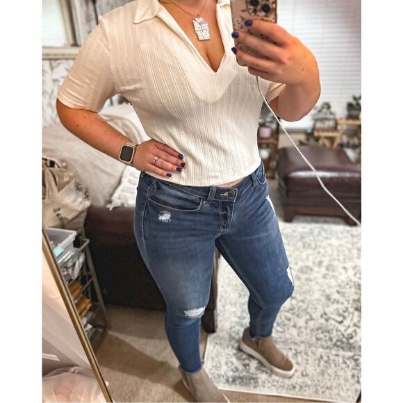 Harper high rise distressed jeans - Picture 3 of 8